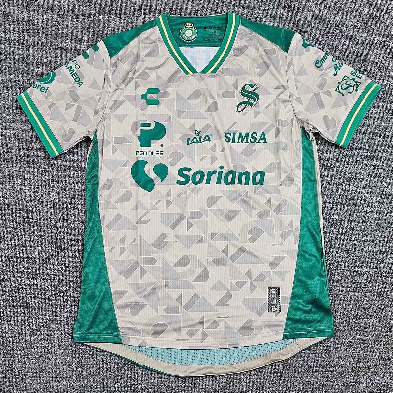 25 Amarillo Tierra Santos Visitante Jugador