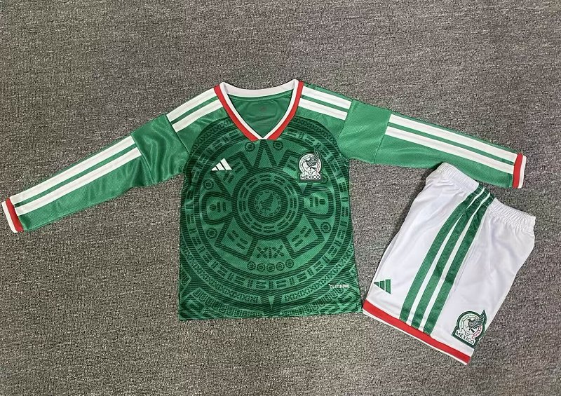 26 México Local Niño Manga Larga